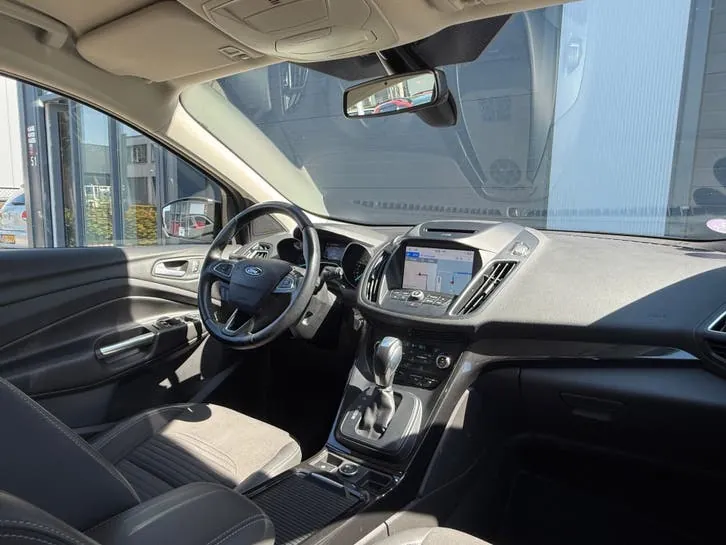 Ford Kuga 2017 photo 2
