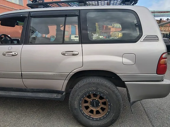 Toyota Land Cruiser 1999 photo 5