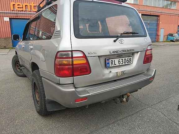 Toyota Land Cruiser 1999 photo 4