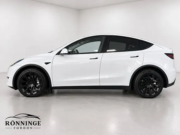 Tesla Model Y 2024 photo 4