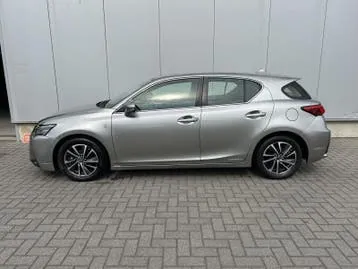 Lexus Ct 2019 photo 3