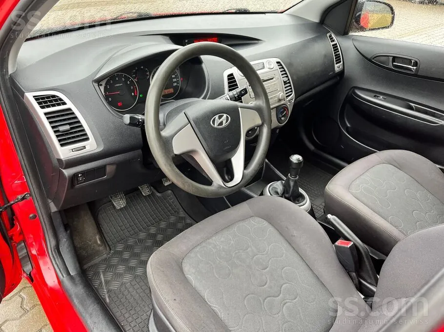 Hyundai I20 2010 photo 5