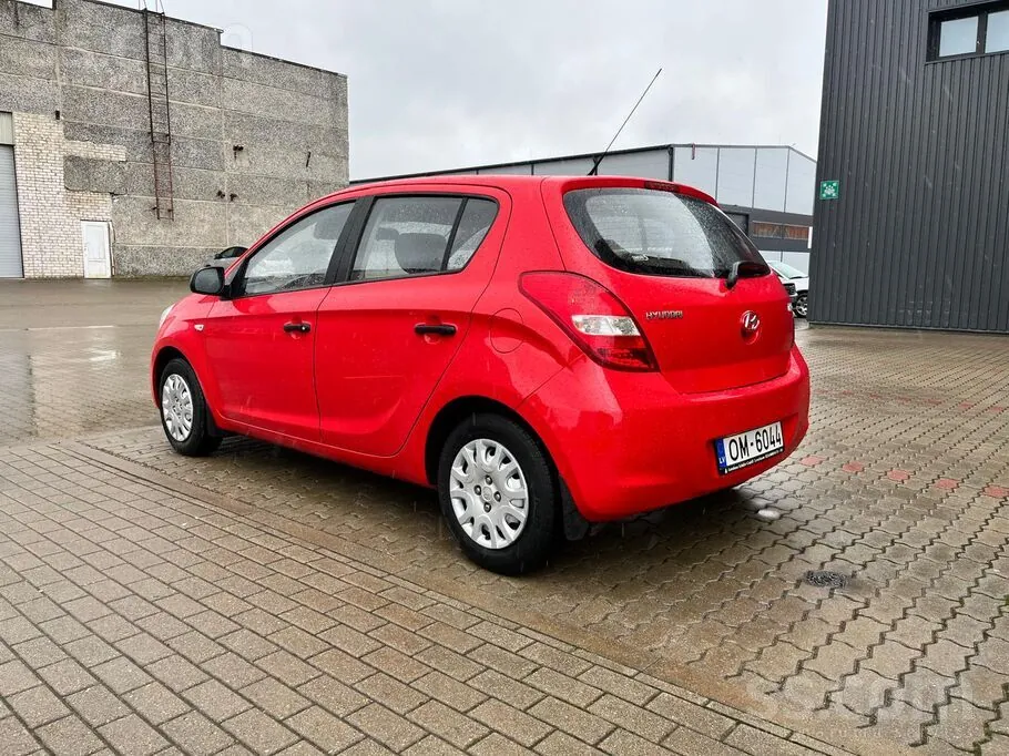 Hyundai I20 2010 photo 4