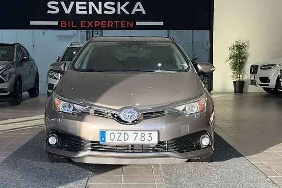 Toyota Auris 2018 photo 5
