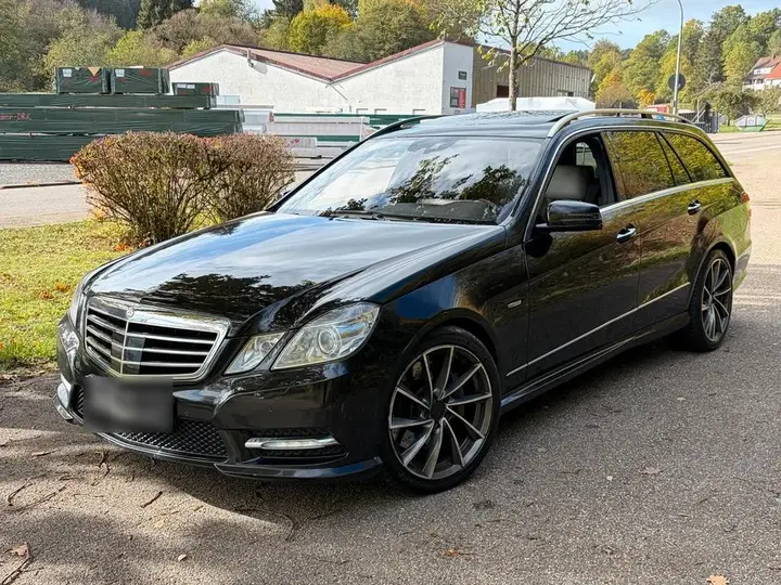 Mercedes-Benz E500
