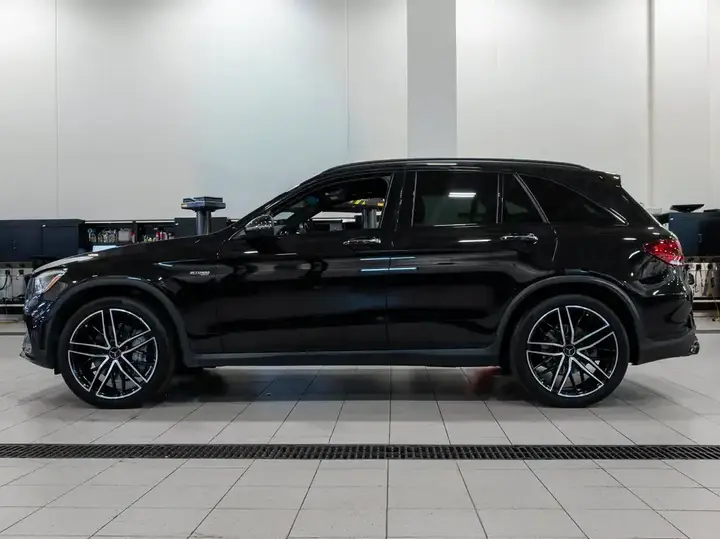 Mercedes-Benz Glc 2022 photo 2