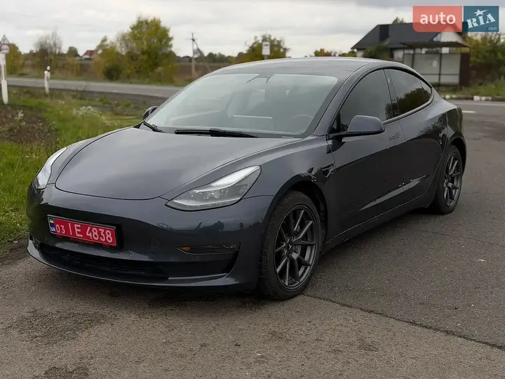 Tesla Model 3