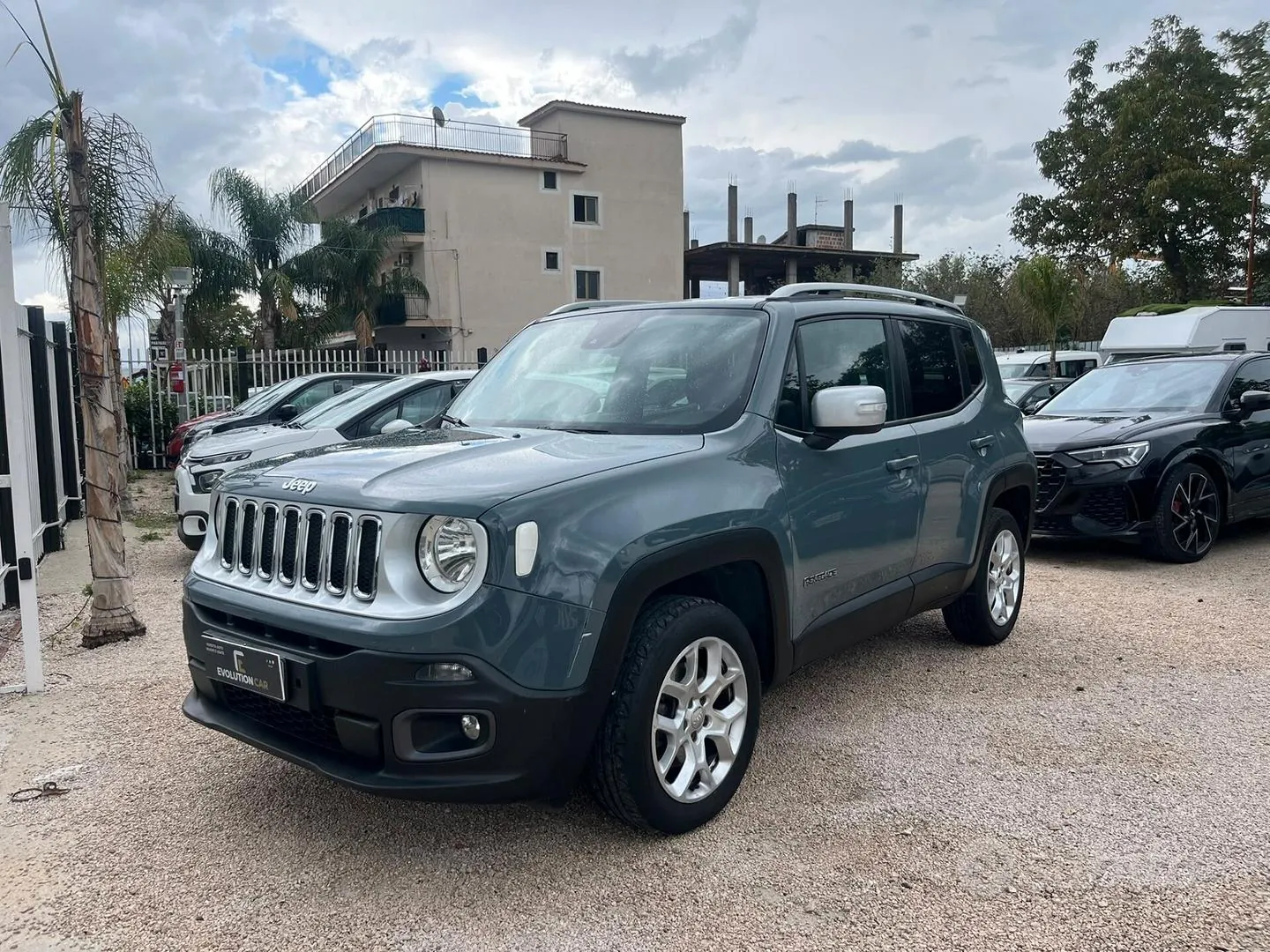 Jeep Renegade 2015 photo 2