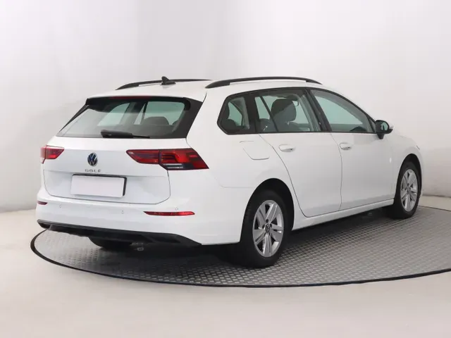 Volkswagen Golf Variant 2022 photo 4