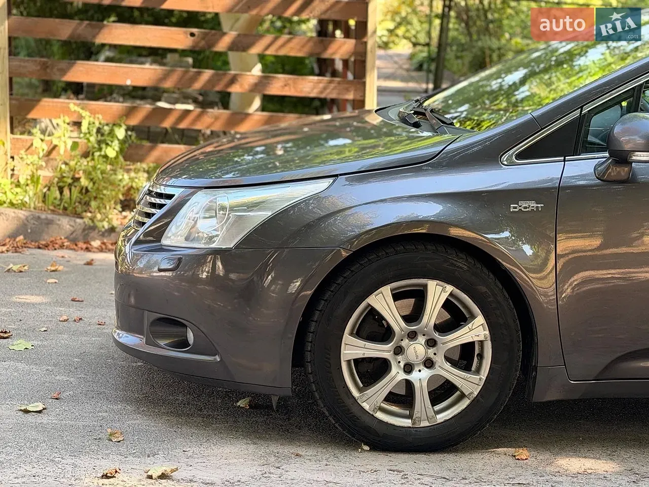 Toyota Avensis 2010 photo 4