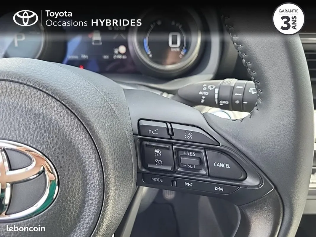 Toyota Yaris 2023 photo 5