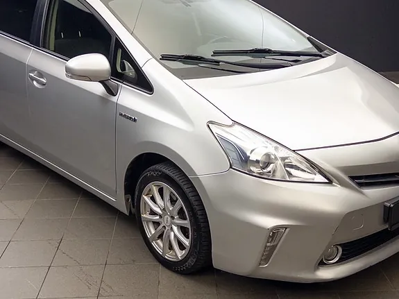 Toyota Prius+ Seven 2013 photo 3