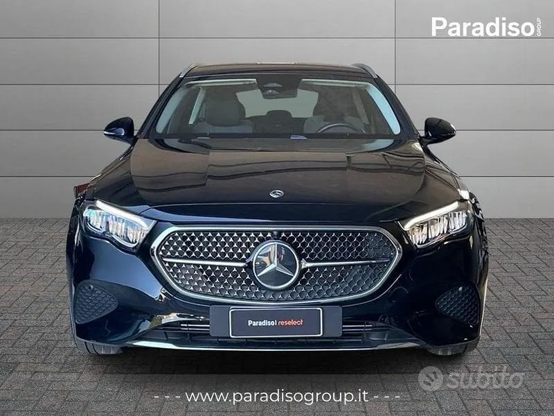 Mercedes-Benz Class E 2025 photo 3