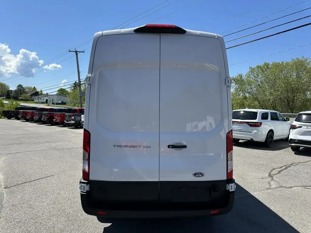 Ford Transit Cargo Van 2024 photo 5
