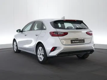 Kia Ceed 2024 photo 2