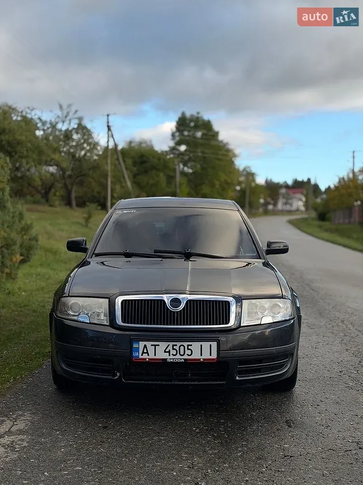 Skoda Superb 2003 photo 5