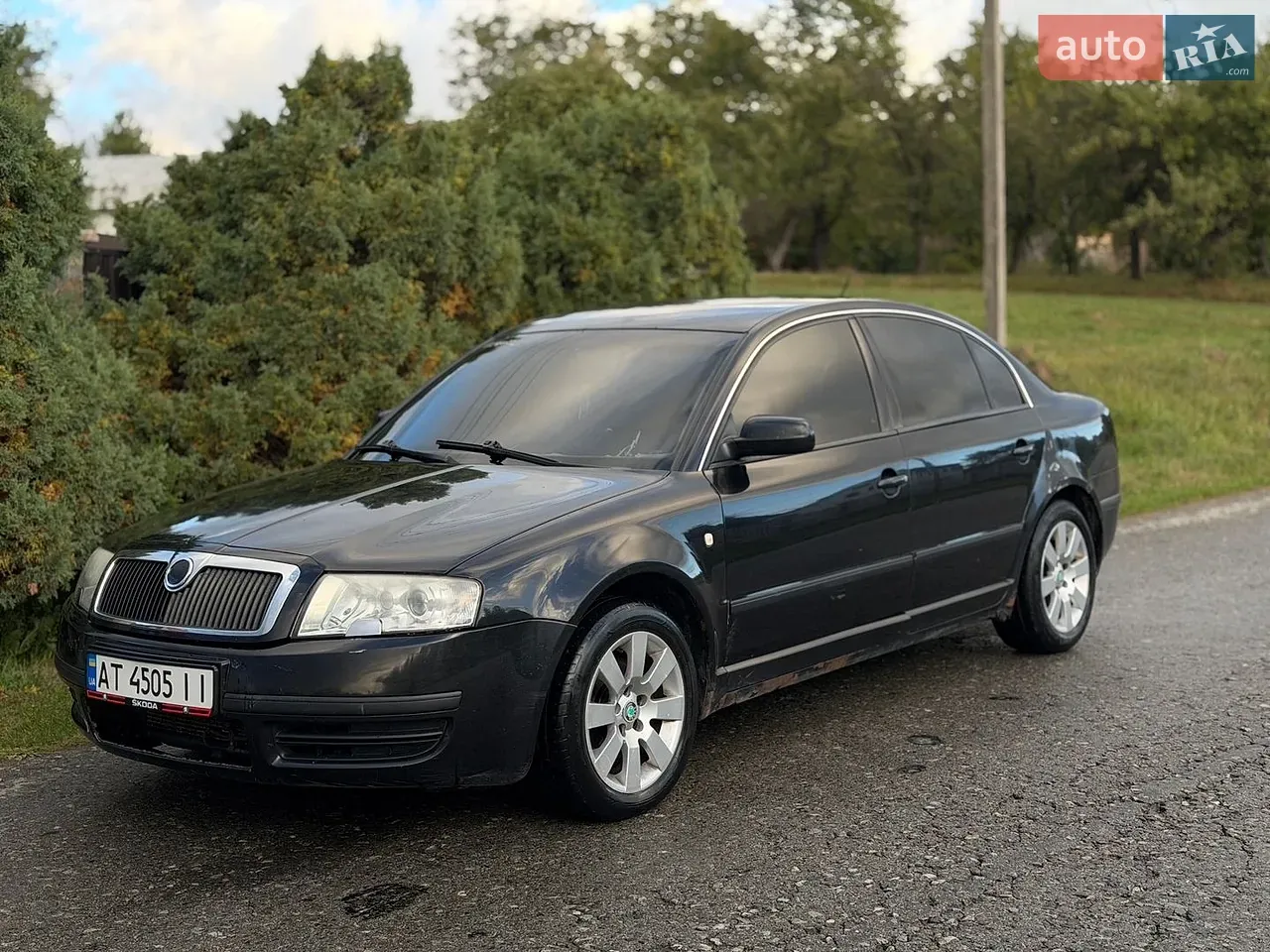 Skoda Superb 2003 photo 3