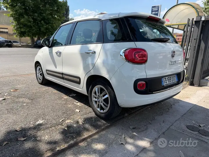 Fiat 500L 2016 photo 4