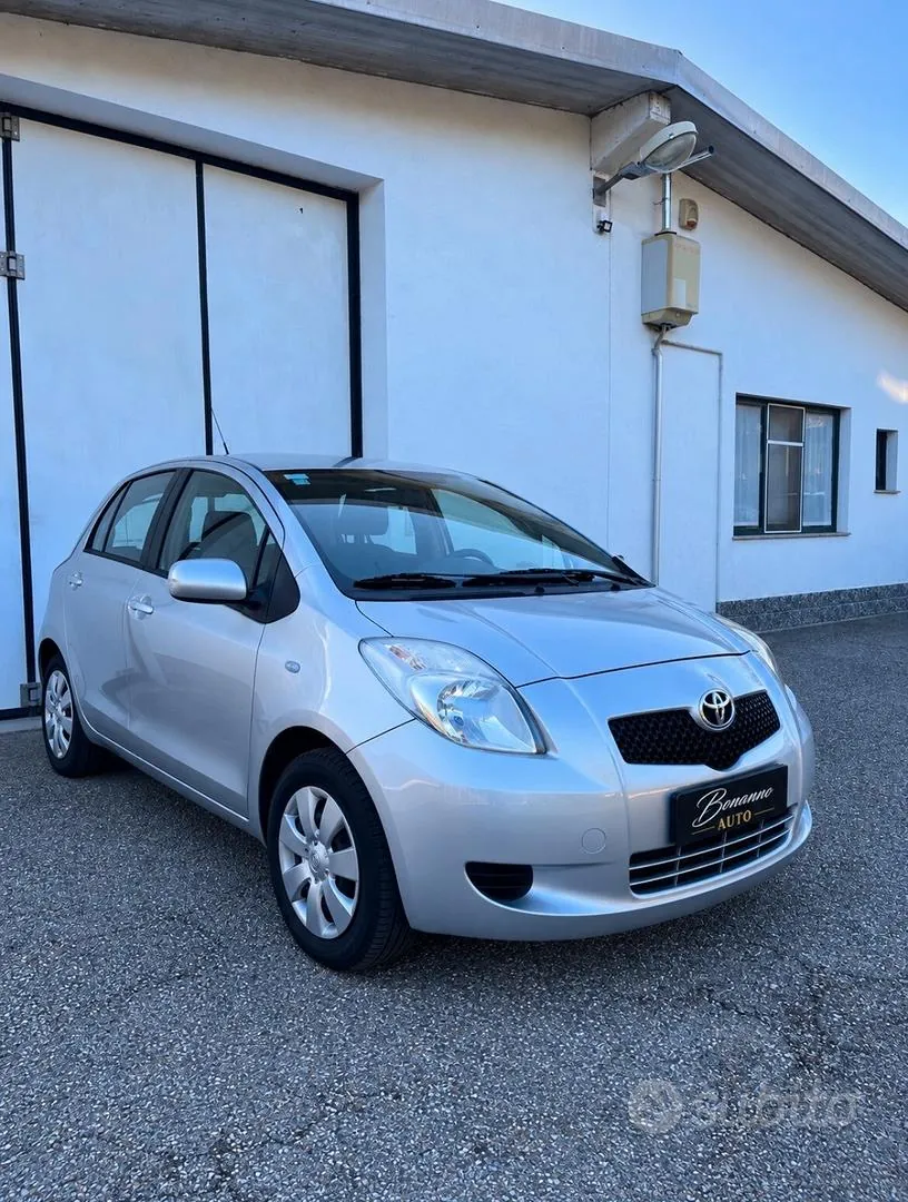 Toyota Yaris 2007 photo 3