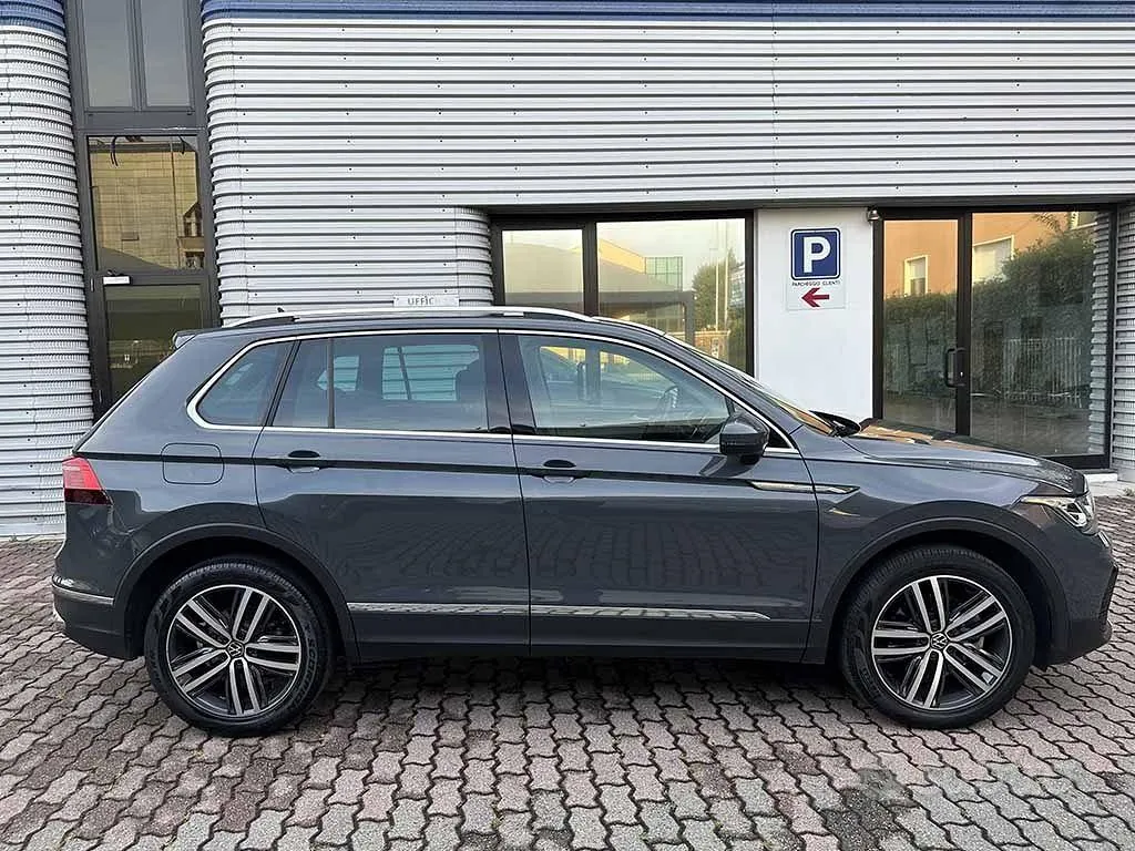 Volkswagen Tiguan 2021 photo 4