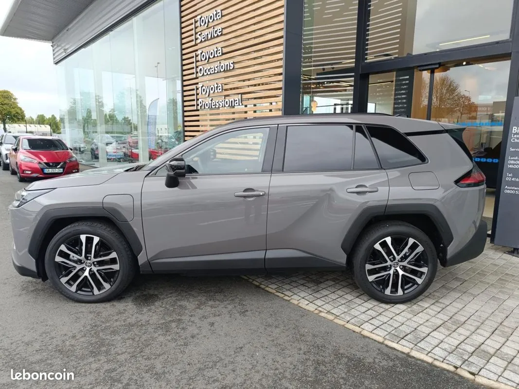 Toyota Rav4 2026 photo 2