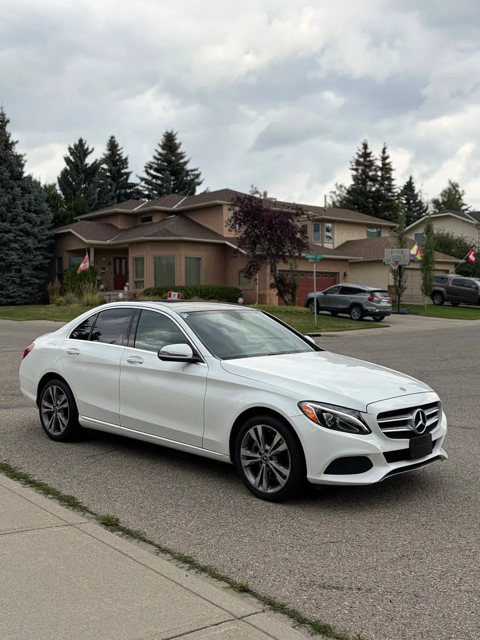 Mercedes-Benz C300 2018 photo 3