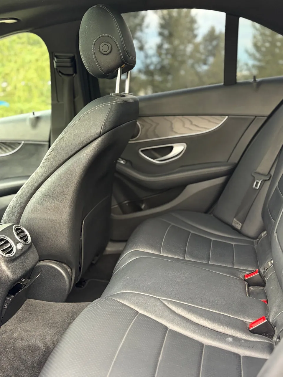 Mercedes-Benz C300 2018 photo 4