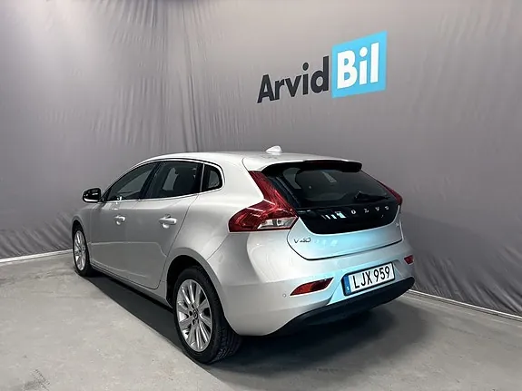 Volvo V40 2016 photo 5