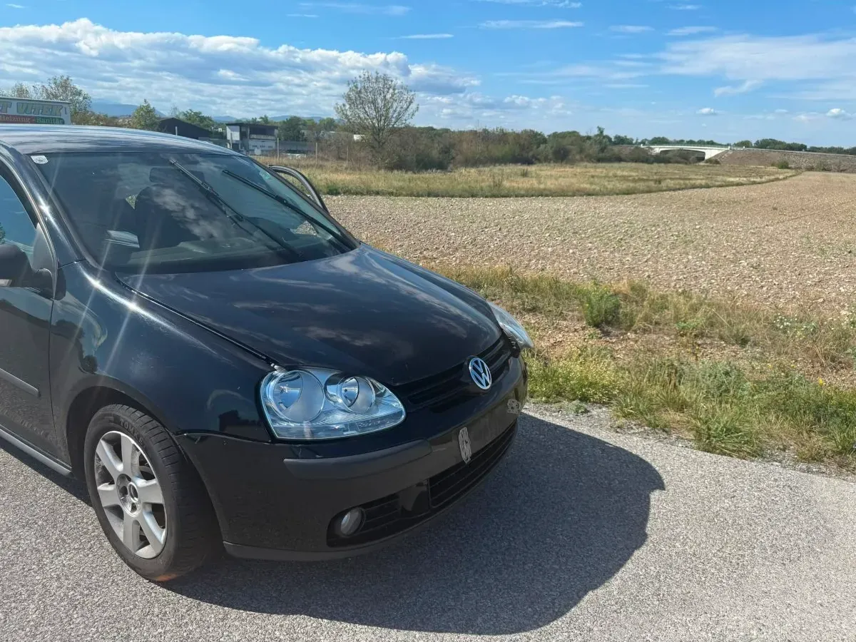Volkswagen Golf 2006 photo 3