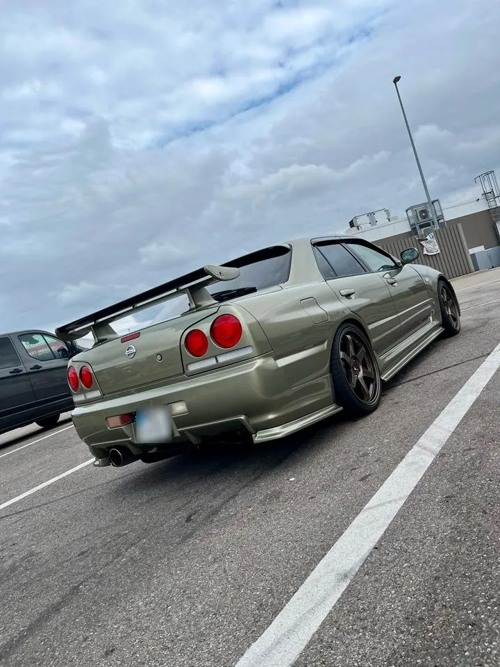 Nissan Skyline