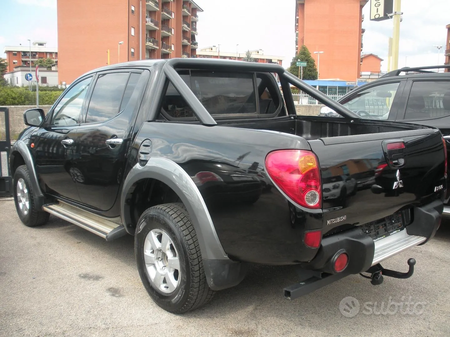 Mitsubishi L200 2012 photo 4