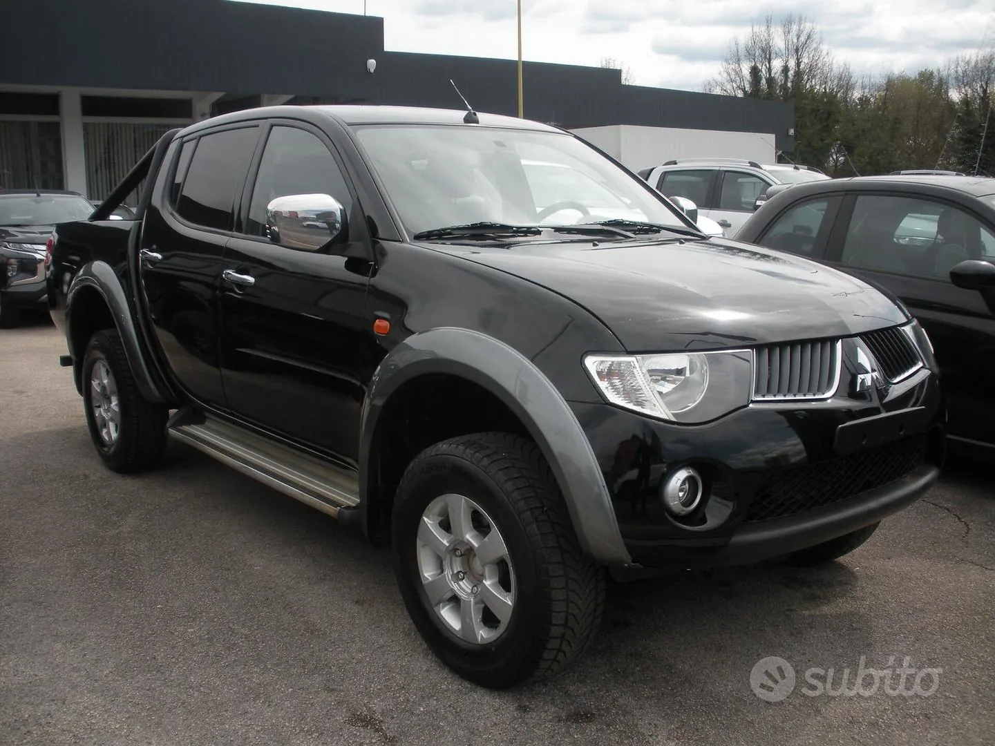 Mitsubishi L200 2012 photo 3