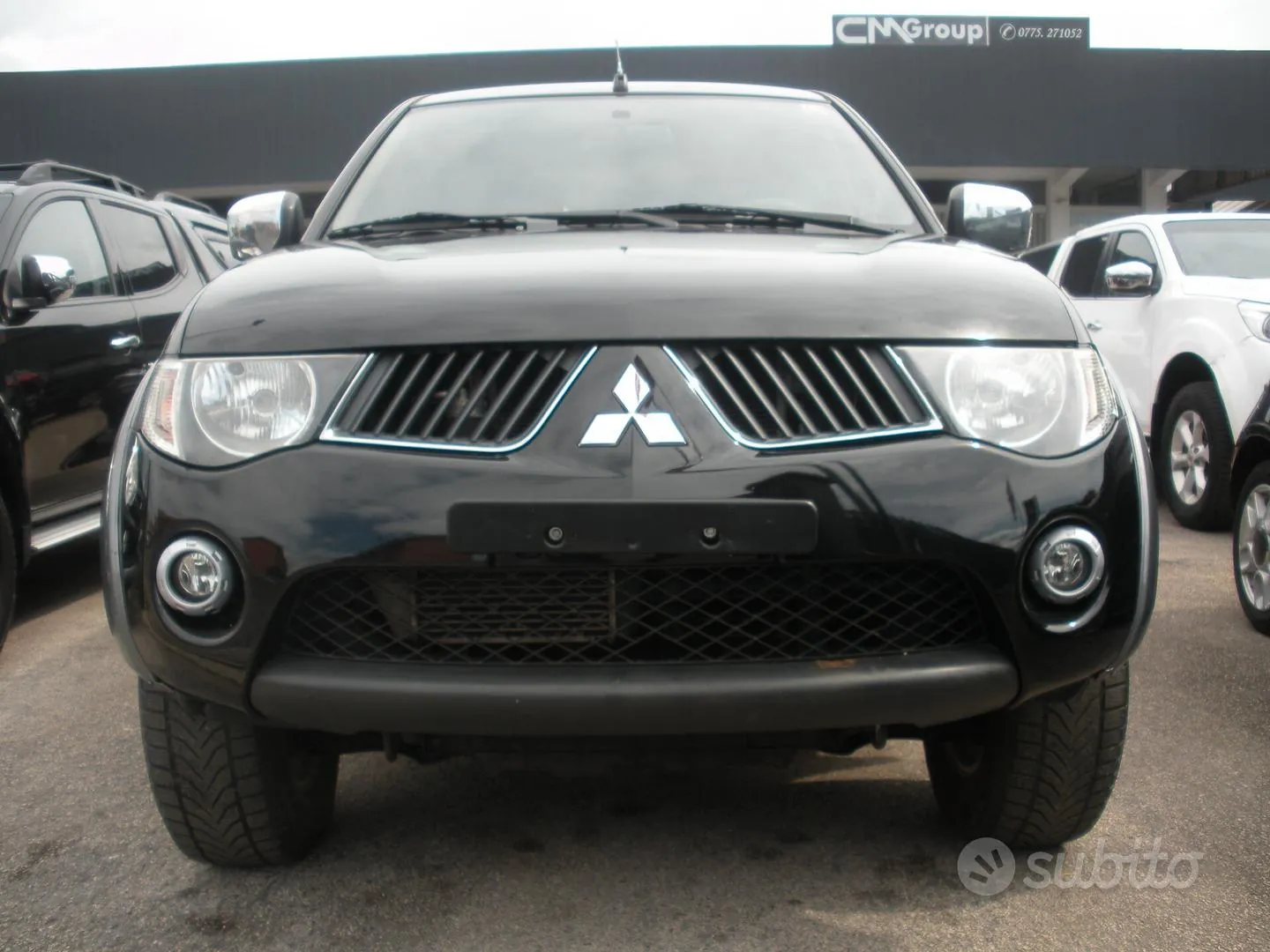 Mitsubishi L200 2012 photo 2
