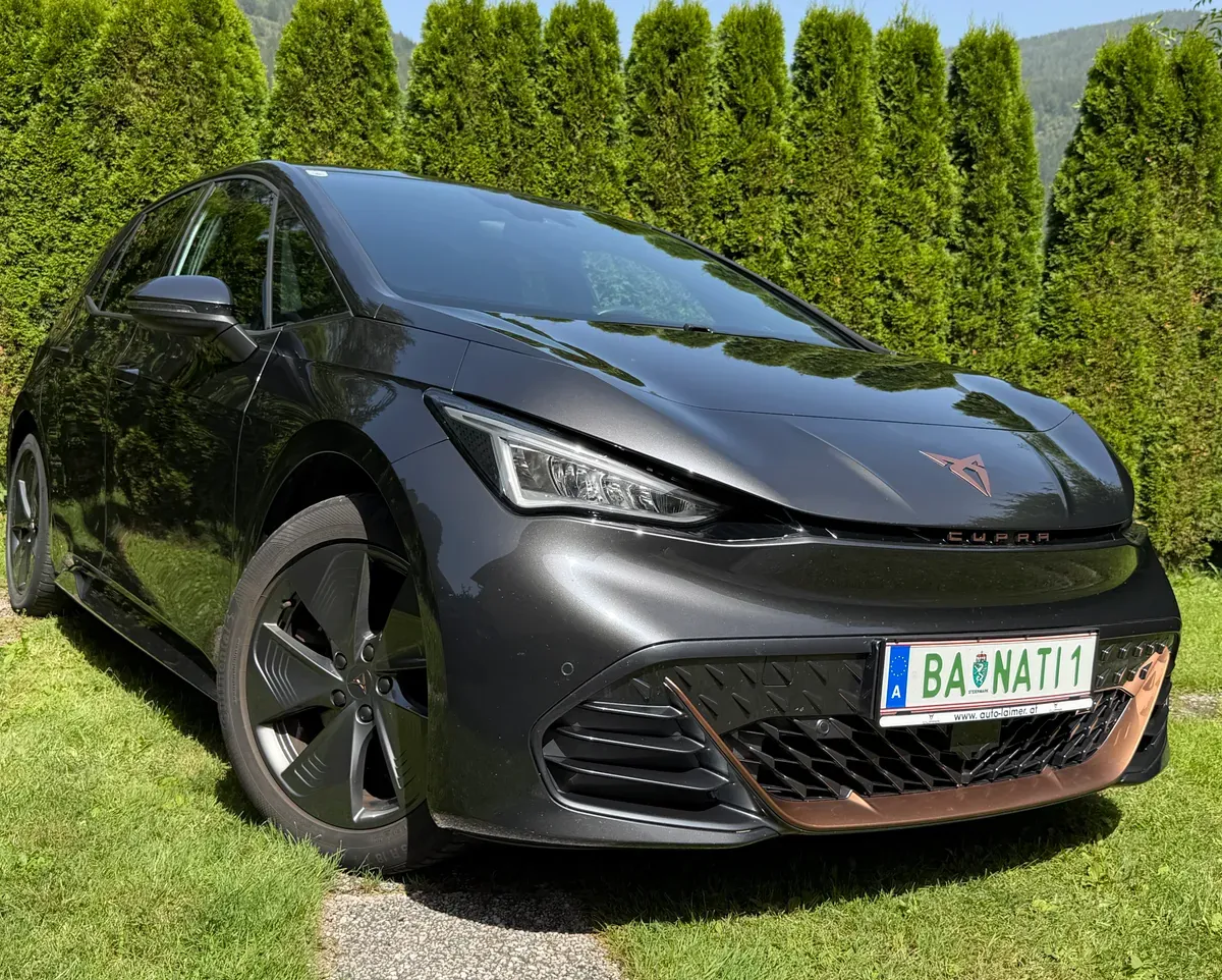 Cupra Born 2021 photo 2