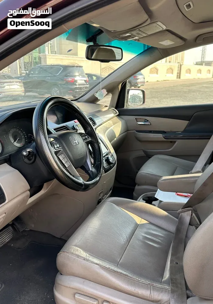 Honda Odyssey 2015 photo 4