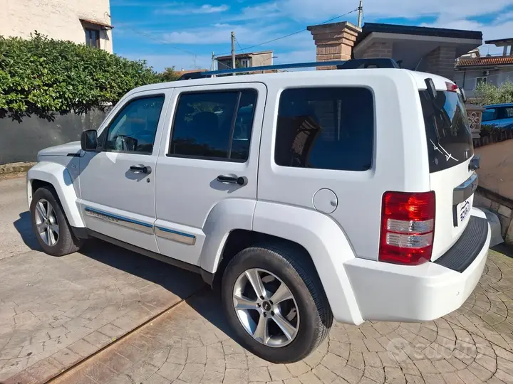 Jeep Cherokee 2013 photo 5