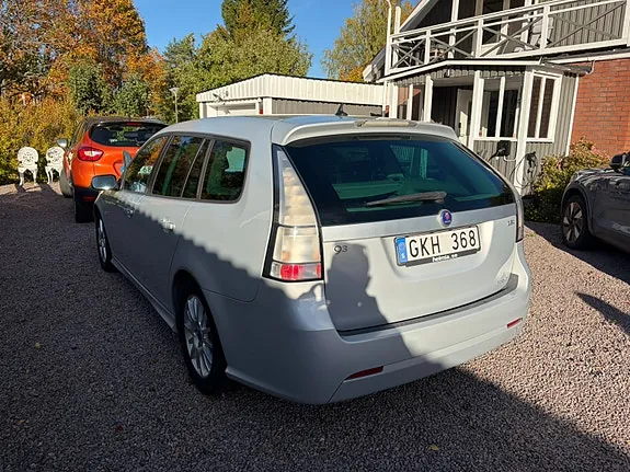 Saab 9-3 2009 photo 2