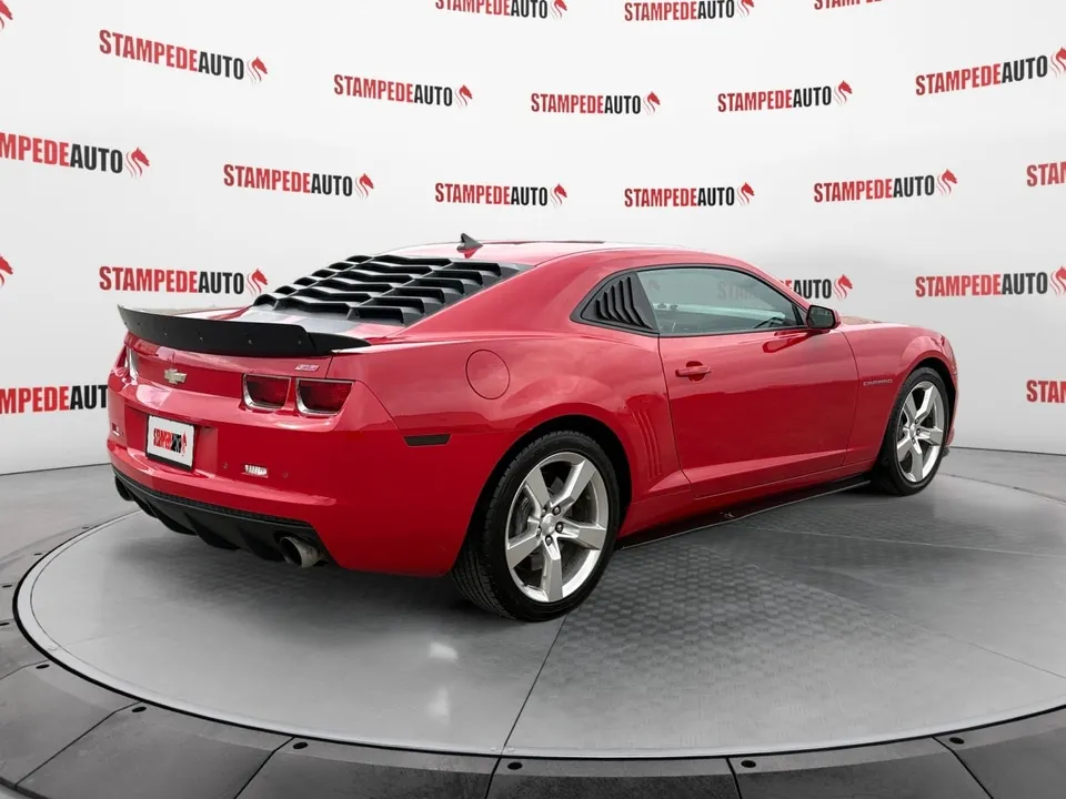 Chevrolet Camaro 2011 photo 5