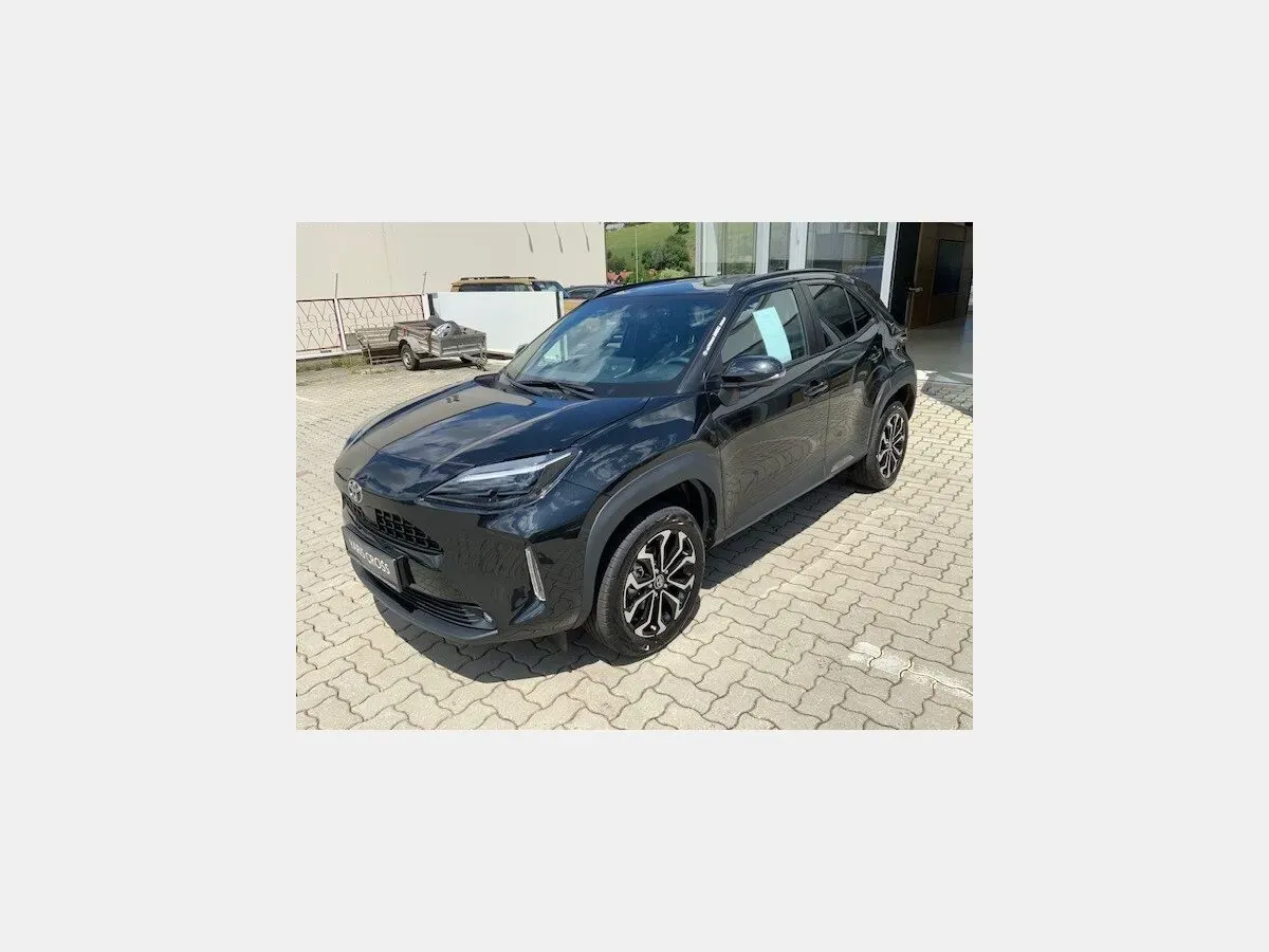 Toyota Yaris Cross 2024 photo 2