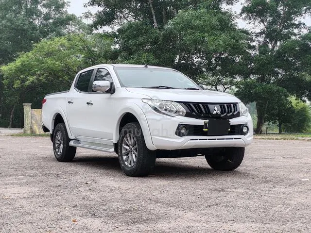 Mitsubishi Triton
