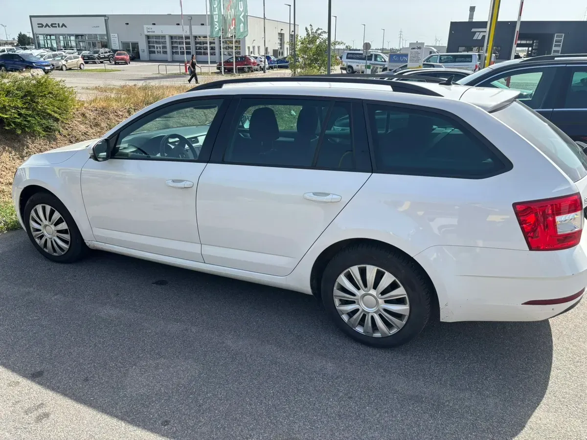 Skoda Octavia 2019 photo 3