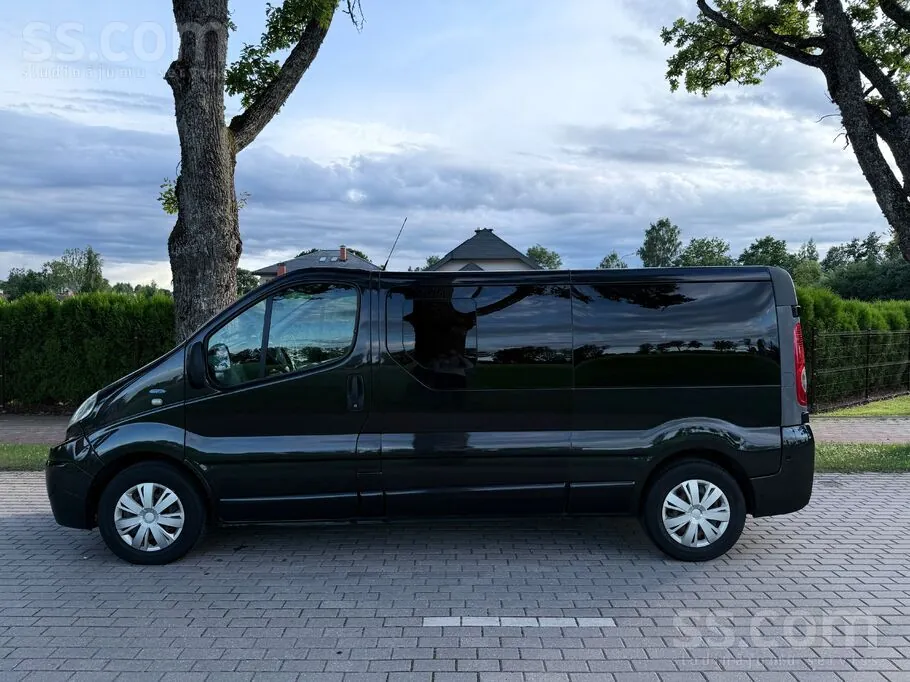 Renault Trafic 2012 photo 5