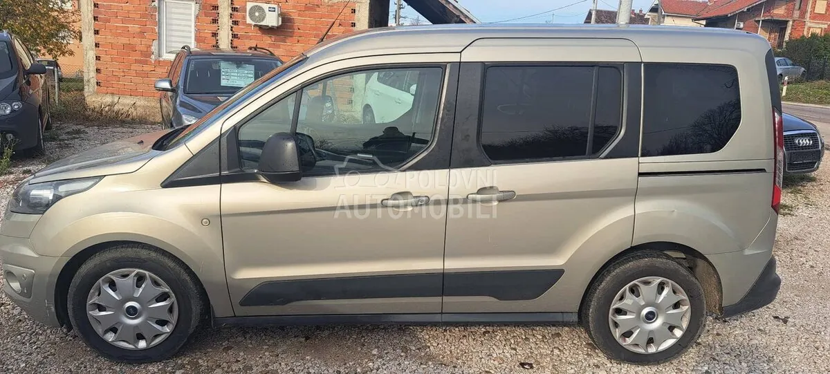 Ford Tourneo Connect 2015 photo 4