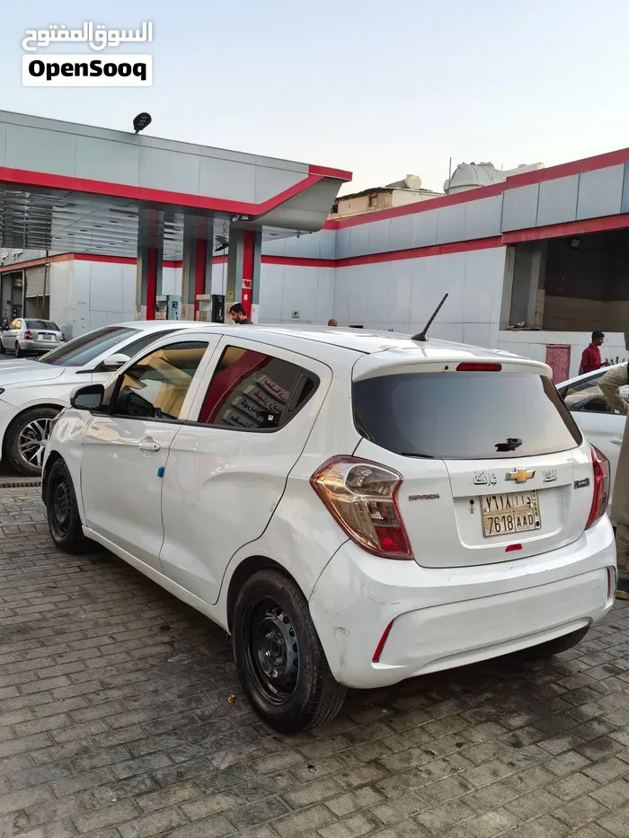 Chevrolet Spark 2017 photo 2