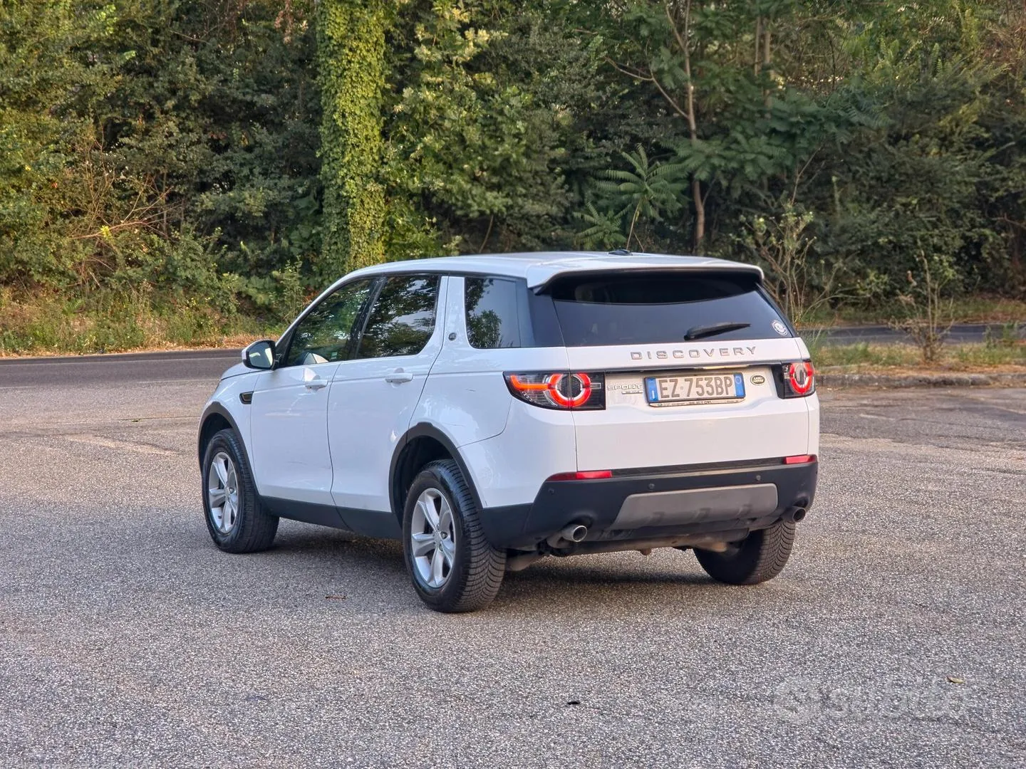 Land Rover Discovery Sport 2015 photo 4