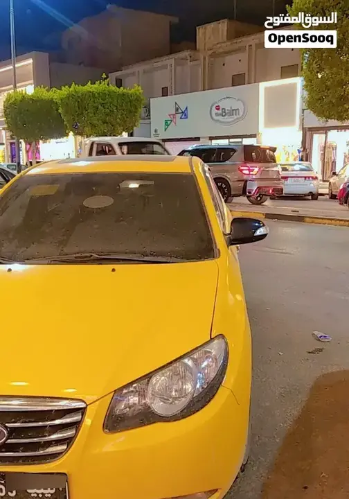 Hyundai Avante 2010 photo 2