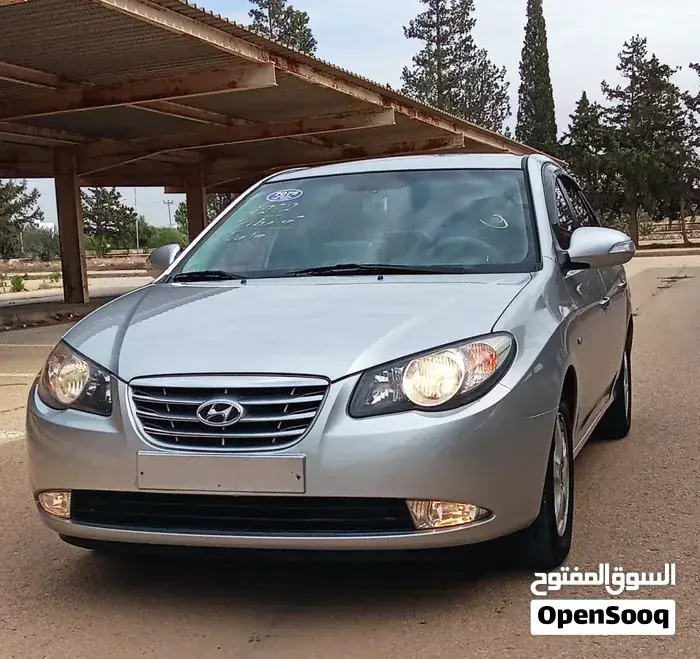 Hyundai Avante 2010 photo 5
