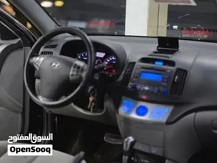 Hyundai Avante 2010 photo 3