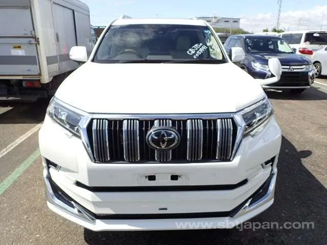 Toyota Land Cruiser Prado 2023 photo 5