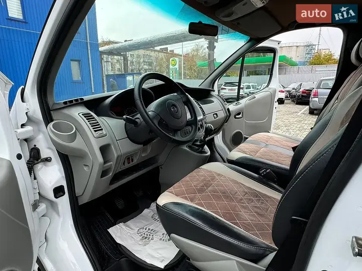 Opel Vivaro 2014 photo 5